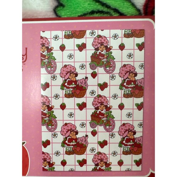 Strawberry Shortcake Plush Throw 50" X 70" Pink & White Polyester Kids Blanket - Picture 2 of 6